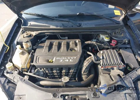 2011 Chrysler 200 Lx из США, поврежденный, VIN 1C3BC4FB1BN558370